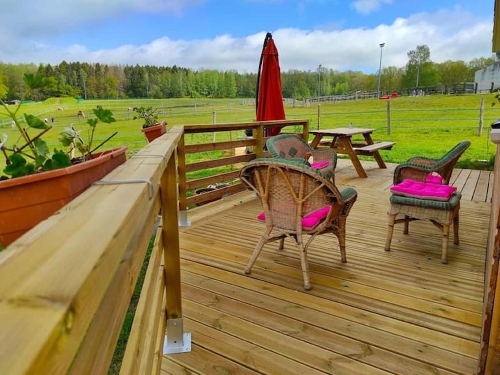 Cozy Holiday Home In Givonne Exteriör bild